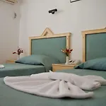 Glaros ホテル