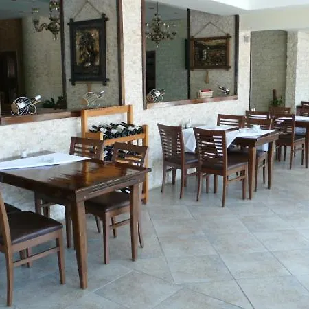 Otel Glaros 2*