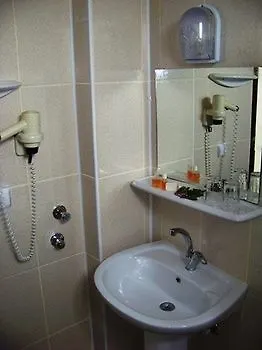 Glaros Otel 2*