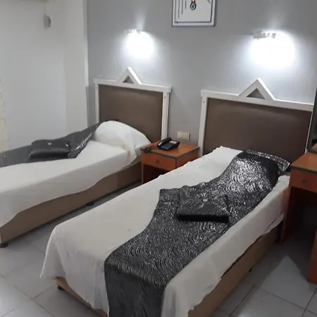 Otel Glaros 2*