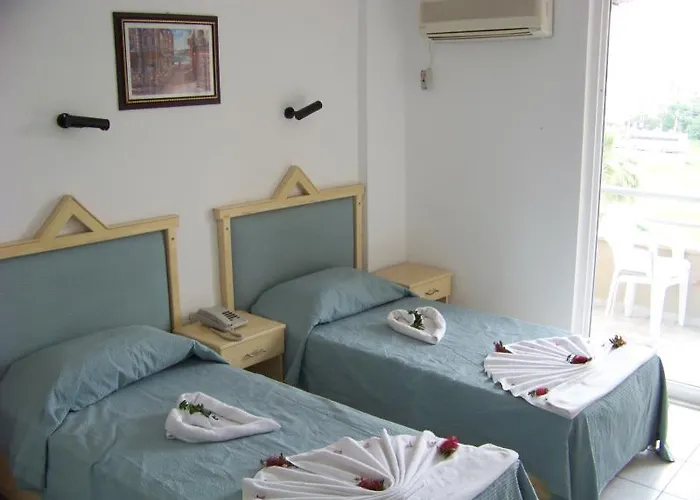 Hotel Glaros 2*